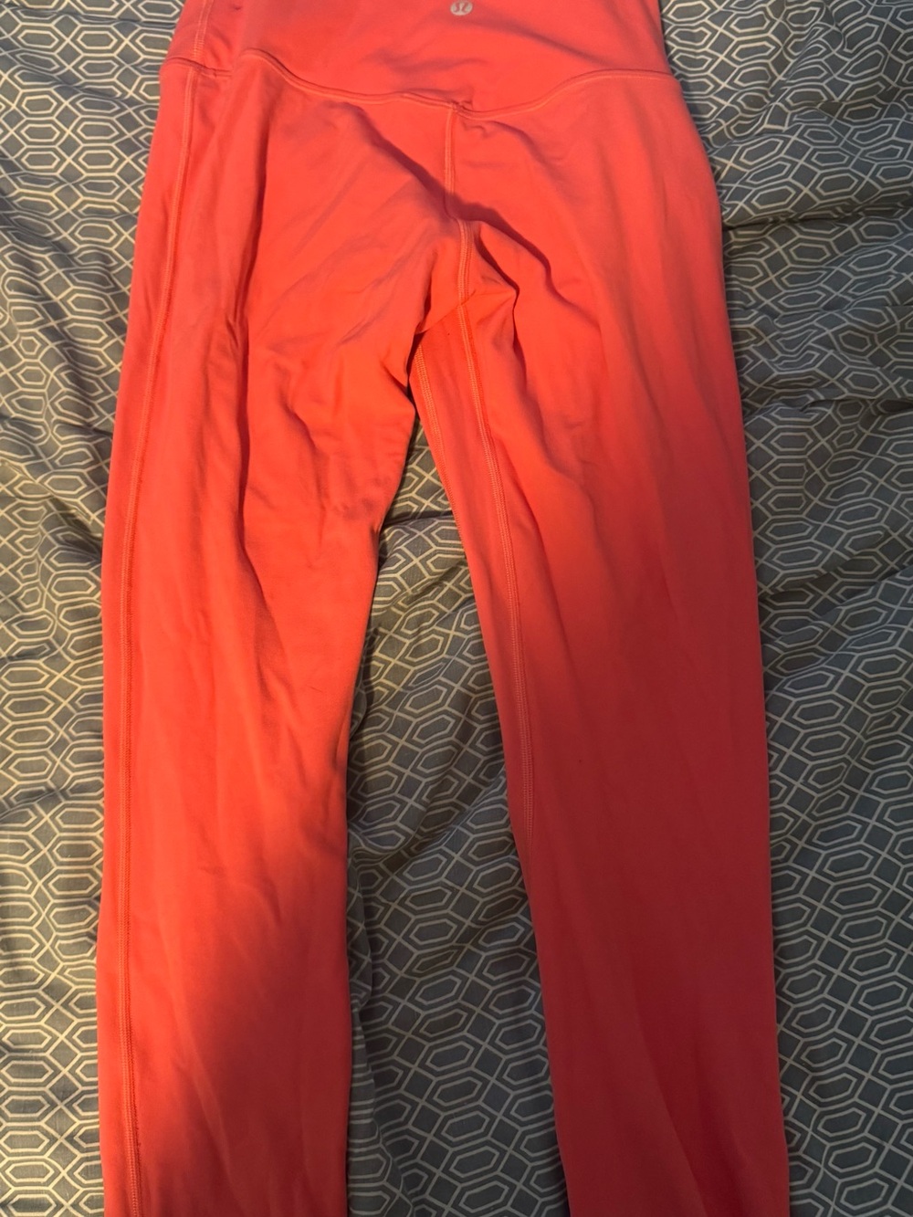 Lululemon align high rise 25’
Pale Raspberry - Picture 3 of 3